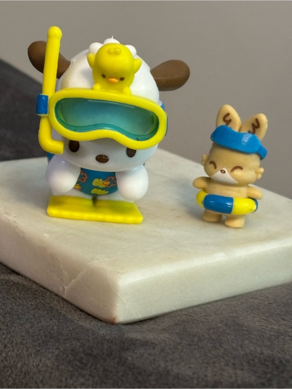 Sanrio Pochacco and Guri White & Yellow Snorkel Buddies Figurine Set